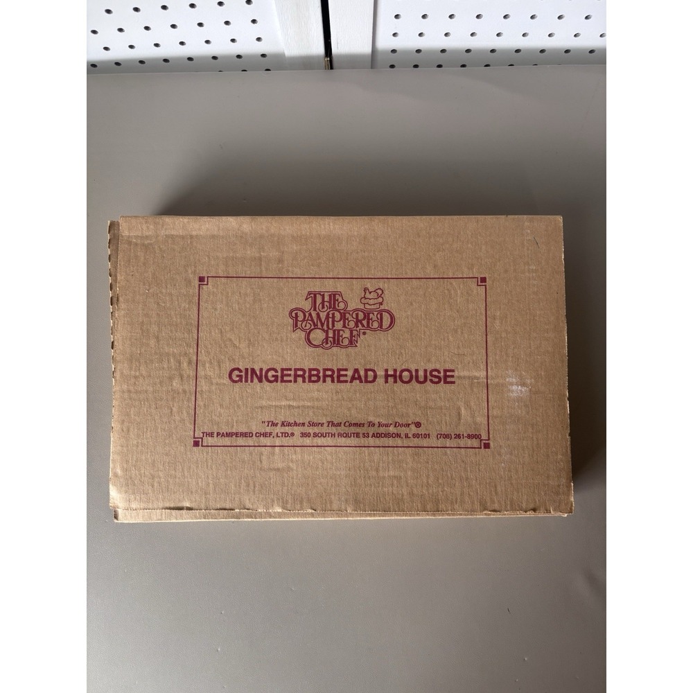 The Pampered Chef Stoneware Gingerbread House Baking Mold with Instructions